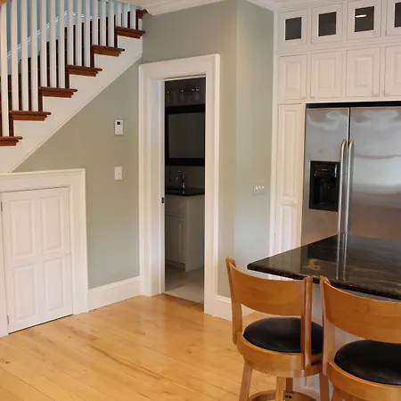 24 East Main Street B&B-2